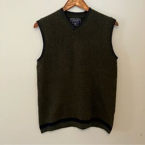 VTG Men’s American Eagle Outfitters Lambswool Sweater Vest Green M Stripe Preppy